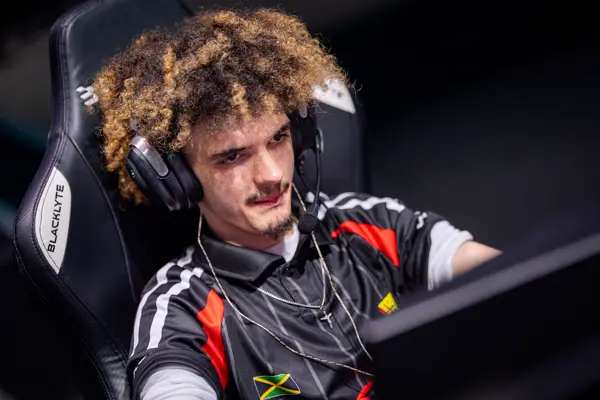 Harry Pearson competitive Fortnite player